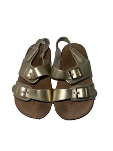 Old Navy girl Faux Leather Double Buckle Sandals Shoes gold Size 12/18 months - Picture 1 of 7