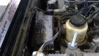 Fuse Box Engine Crew Cab Fits 03-04 FRONTIER 1649949 Foto 1 de 4