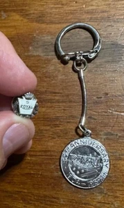 Vintage Royal Typewriter Co. 50th Anniversary Keychain 5 Year Service Award Pin - Picture 1 of 6
