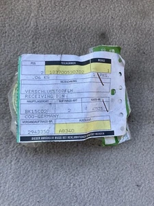 Cierre radiador original Steyr 133700530702 - Imagen 1 de 2