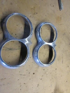 1958 CHEVROLET CORVETTE C1 HEADLAMP TRIM BEZEL MOLDING SET - Foto 1 di 4
