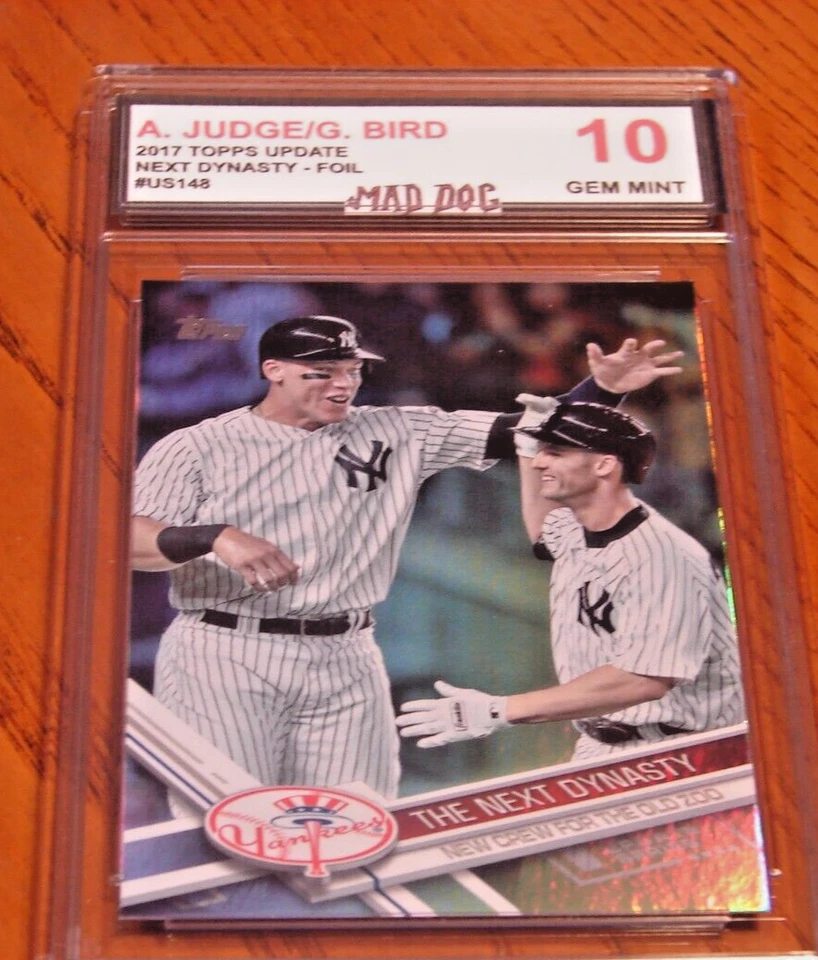 AARON JUDGE Rookie---2017 TOPPS UPDATE--FOIL--GEM 10***YANKEES***Mad DOG - Image 1 of 1