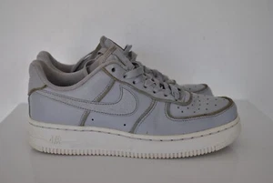 Glitzer Grau Wolf Leder Schnürschuhe Damen Niedrig Turnschuhe Gr. 4 Nike Air Force 1 - Bild 1 von 6