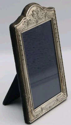 Cornice Portafoto Argento 925 - Inglese ARI D NORMAN 17 x 12 cm Foto 9 x 12,5 cm - Immagine 1 di 4