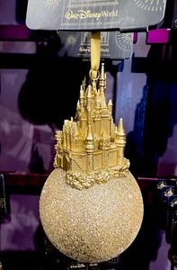 2025 Walt Disney World Magic Kingdom Aschenputtel Schloss Glas Ornament Schloss Neu - Bild 1 von 3