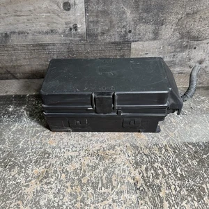 2009-2012 Chevrolet Malibu Fuse Box Relay Module 2.4L OEM 25883018 - Picture 1 of 8