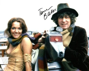 Doctor Who Autograph: TOM BAKER (The Fourth Doctor) Signed Photo - Foto 1 di 1