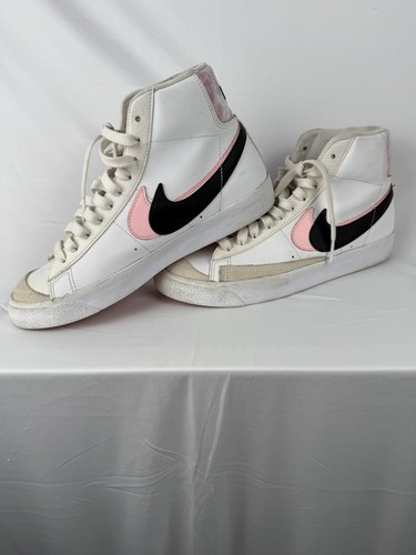 Nike Blazer Mid '77 SE'Double Swoosh Bianco Artico Punch DD1847 101 Taglia 7Y