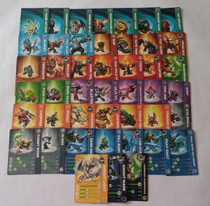 Skylanders Trap Team Trading Cards : you Pick which one you would like