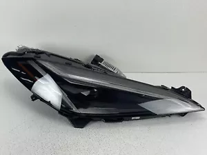 Perfect! 2020-2024 Corvette C8 Right Passenger LED Headlight OEM 85135937 - Picture 1 of 15