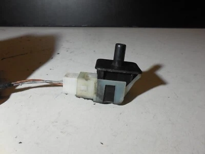 Door Sensor Wiring Connector 2028209410 05-11 Mercedes Benz W219 CLS550 CLS500 - Image 1 of 4