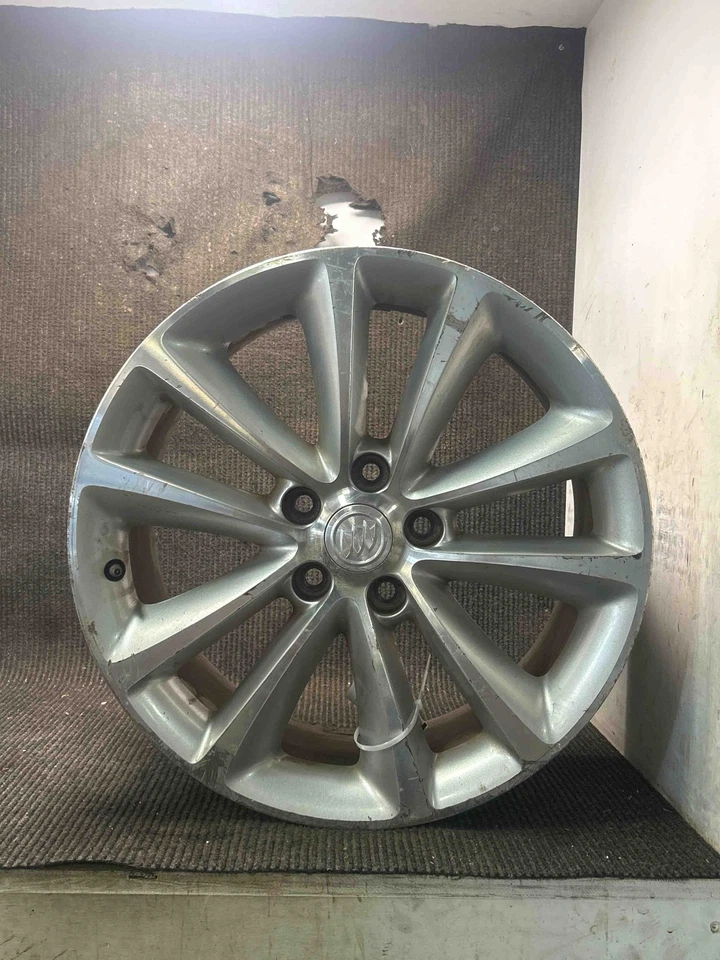 Fits 2012-2015 Buick Verano 18x8in Wheel/Rim OEM:22758351 - Image 1 of 4