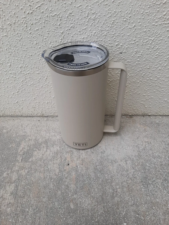 Yeti 64 унц Picher - Изображение 1 из 1