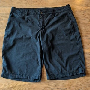 Eddie Bauer Womens Hiking Shorts Size 14 Black Polyester Stretch Nylon Zip Chino - Picture 1 of 6