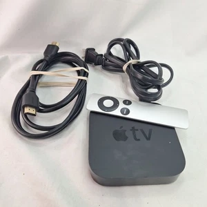 Apple TV 3rd Generation A1469 HD Media Streamer w/ Silver Remote & HDMI Cable - Picture 1 of 7