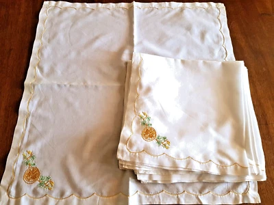 8 Serviettes de table début XXe en fil brodée - 49 cm x 49 cm - Photo 1/3