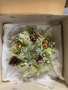 Vintage Handmade 8in Plastic Christmas Wreath Snow Pine Cones 1950's Decoration - Picture 1 of 3