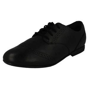 Filles Clarks Chaussure D'École À Lacets Finja Brogue Y - Picture 1 of 10