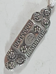 Vintage Sterlingsilber HÜBSCHER CHARM #50 für ein Charm Armband, 1,21 g - Bild 1 von 2