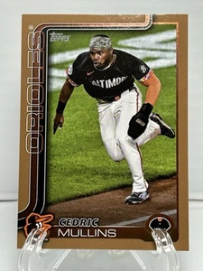 2025 Topps Series 1 - Cedric Mullins #69 Gold /2025 - Picture 1 of 3