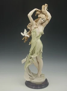 GIUSEPPE ARMANI AURORA GIRL WITH DOVES 0884C LE 4053/7500 16" FIGURINE VERY RARE - Picture 1 of 8