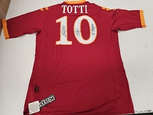 Vendo Maglia Calcio Roma autografata da Francesco Totti e Daniele De Rossi - Foto 1 di 5
