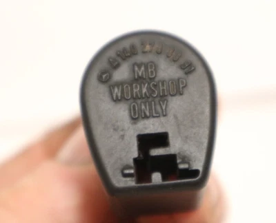 00-02 Mercedes Benz SLK230 2.3L tampa da tampa do tubo de óleo de transmissão A1402700091 fabricante de equipamento original - Imagem 1 de 4