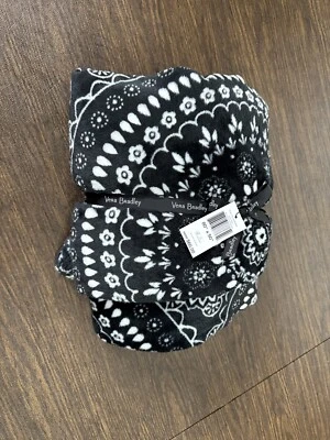 🖤✿🖤Vera Bradley ~BLACK BANDANA MEDALLION~ Plush Blanket Throw NWT - Image 1 of 2