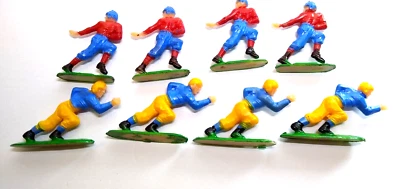 8 jogadores de futebol figuras vintage de plástico rígido azul vermelho amarelo Hong Kong retrô - Imagem 1 de 4