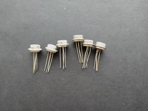 GT313B (1T313B) = 2T501 = 2N700 = 2N741 PNP Ge Transistores Militares Nuevo de Lote Antiguo, 6 piezas - Imagen 1 de 6