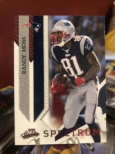 2009 Playoff Absolute Memorabilia Spectrum Red Randy Moss #61 HOF - Picture 1 of 2