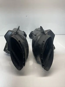 09-16 Suzuki GSXR 1000 RAM TUBO DE ADMISIÓN DE AIRE CONDUCTO LADO DERECHO IZQUIERDO OEM - Imagen 1 de 8