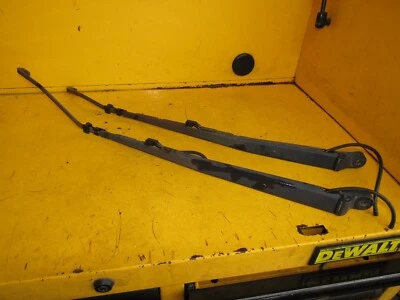 1998-2002 Oldsmobile Intrigue OEM windshield wiper arm set 98 99 00 01 02 - Image 1 of 4