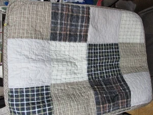 ""LAND KARIERTE PATCHWORK-KISSENBEZÜGE"" - NIE BENUTZT - Bild 1 von 2