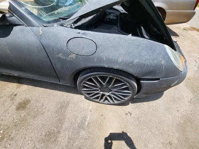 1996 1997 1998 1999 2000 2001 2002 2003 2004 PORSCHE BOXSTER GUARDABARROS DERECHO Foto 1 de 3