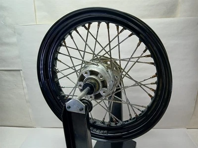 Rueda delantera Harley-Davidson Softail Heritage 2018-21 16x3 25 mm negra 43300489 Foto 1 de 4