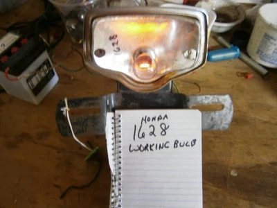 Luz trasera Honda CB CL completa con bombilla de trabajo 1628 Foto 1 de 4
