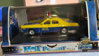 Hot Pursuit New York State Police 1978 Plymouth Fury 1:43 - Image 1 of 4