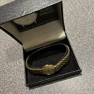Accurist Ladies Watch Boxed And Papers - Picture 1 of 20