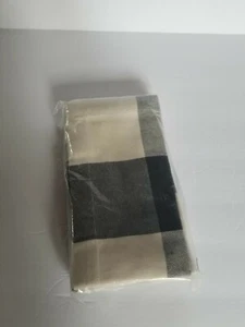 New 4 Pottery Barn Buffalo Check Dinner Napkins - Picture 1 of 6