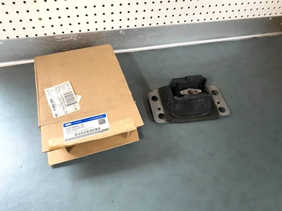 Ford OEM NOS GG9Z-6068-A Transmission Mount 2013-2020 Ford Fusion - Image 1 of 4