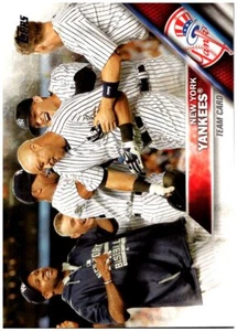 2016 Topps #155 New York Yankees - FREE SHIPPING! - Picture 1 of 2
