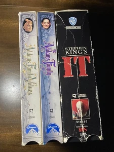 Halloween Horror VHS Lot 90s Addams Family Values - Stephen King’s IT -Tim Curry - Picture 1 of 18