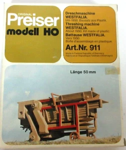HO SCALE PREISER 911 THRESHING MACHINE RARE NEW - Picture 1 of 2