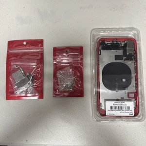 Grade A Red iPhone 11 Housing, Brackets, And Screws - Photo 1 sur 7