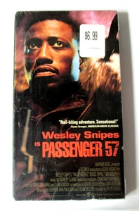 Passenger 57 NEW/SEALED (VHS, 1993) Wesley Snipes video tape buy 2 get 1 FREE - Picture 1 of 4
