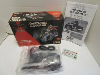 BATMAN & ROBIN ROBINS REDBIRD 1/12 MODEL KIT HASEGAWA JAPAN  - Image 1 of 4