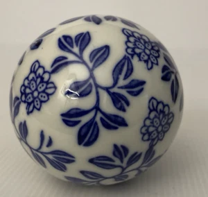 Delft Ball Orb Decorative Ceramic Spheres Chinoiseries Blue White 8 cm Hampton 3 - Bild 1 von 5
