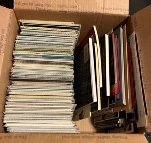 Huge Lot of over 900 Alaska Vacation Postcards Colorful Scenic Animals Cities - Picture 1 of 13