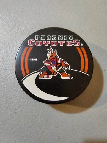 NEW PHOENIX COYOTES OFFICIAL NHL HOCKEY PUCK  NHL LICENSED PUCK Cover